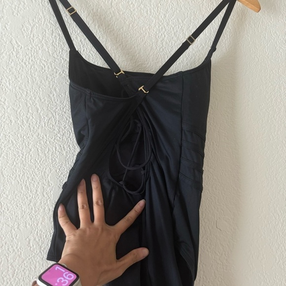 LA BLANCA Strappy Mio One-piece Swimsuit In Black - Picture 5 of 5